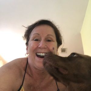 Meet your Posher, Anne